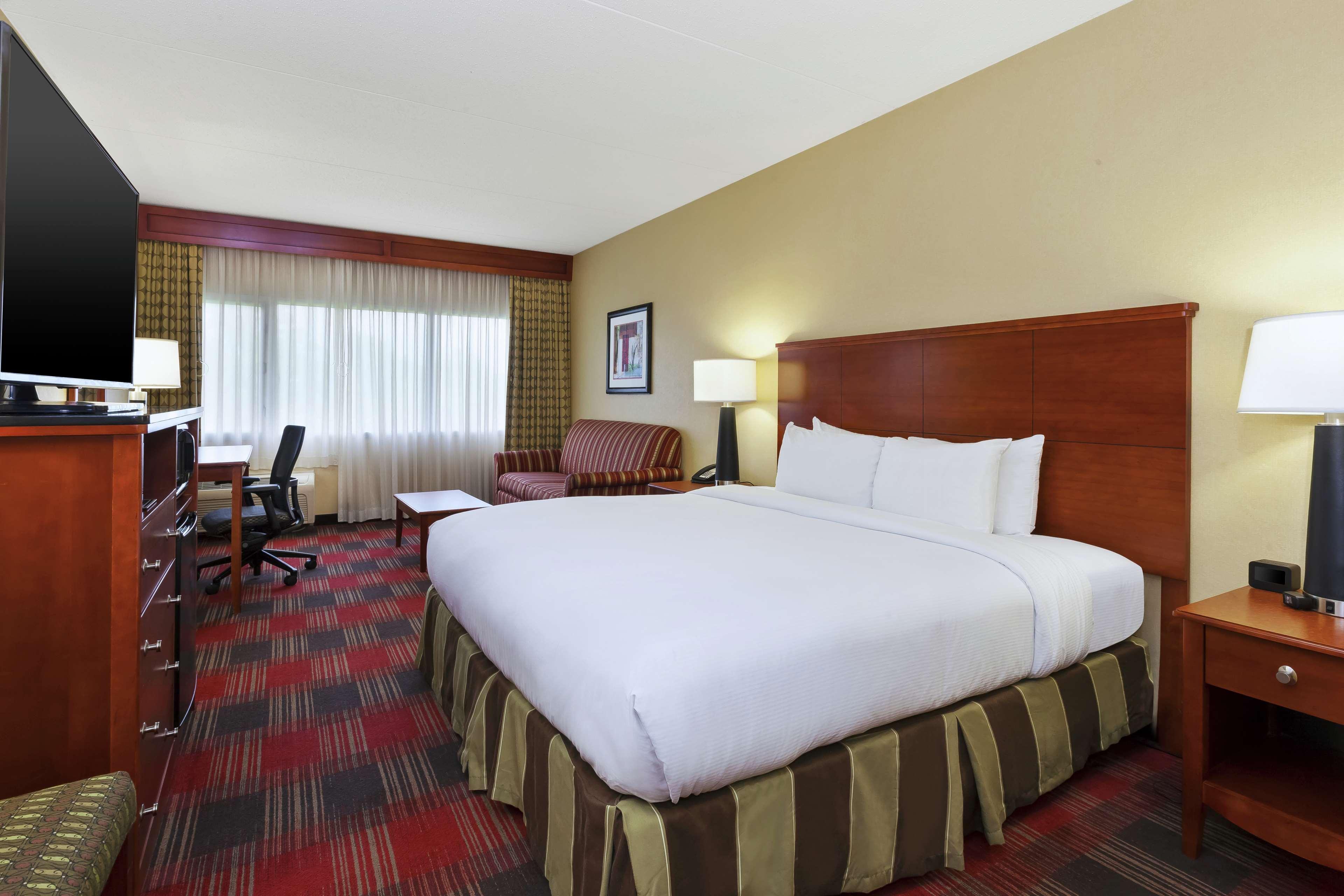 Hotel Doubletree By Hilton Holland Exterior foto